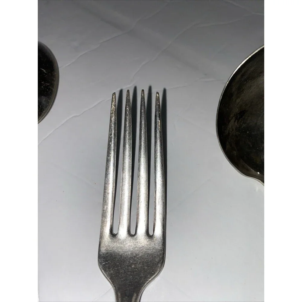 Oneida Community Tudor Plate Queen Bess II Community Set Of 3 Ladle Fork Serv Sp